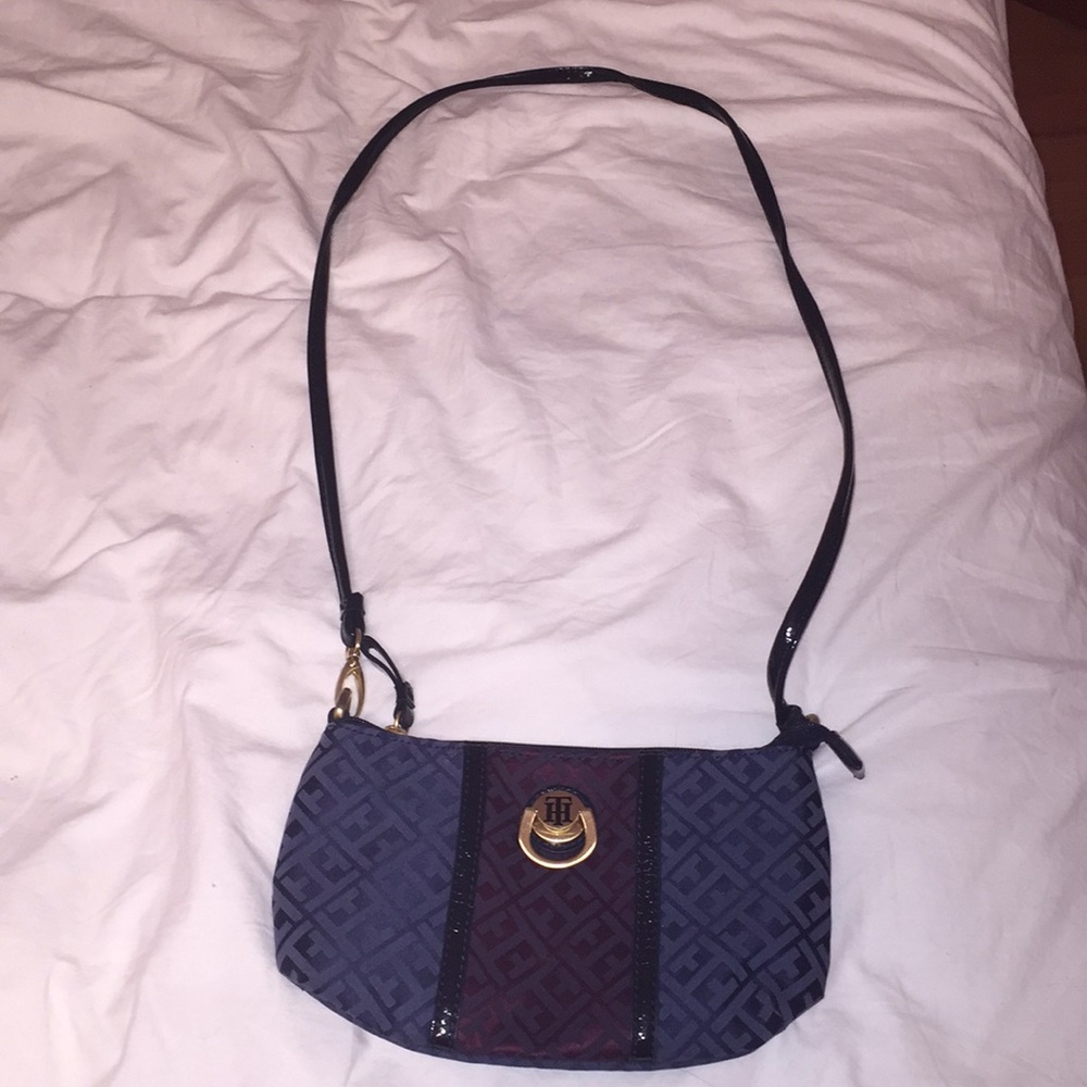 Tommy Hilfiger Crossbody Bag